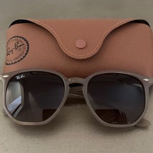 *like new* Ray-ban sunglasses